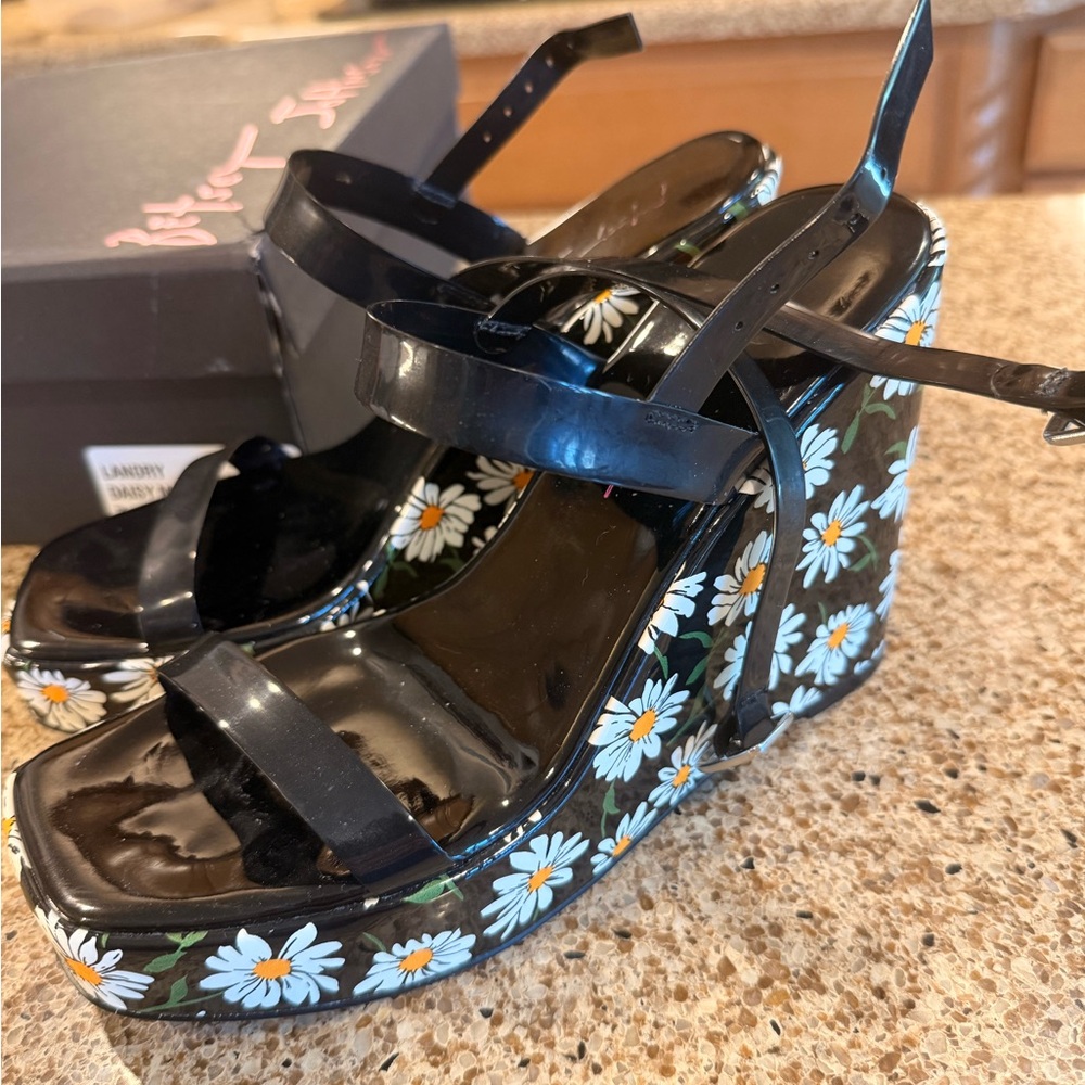 Black Daisy Wedge Sandals - Picture 6 of 10